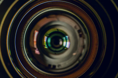 2021-01-optical-lens-close-up.jpg