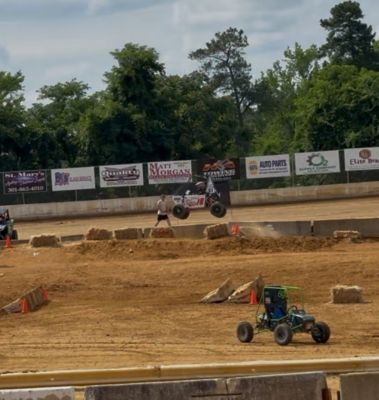 bearcats-car-jumping