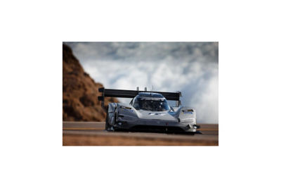 designing-electric-car-battery-pack-pikes-peak-world-record-1.jpg