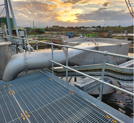 Figure 4. A VPA unit operating in an oxidation ditch