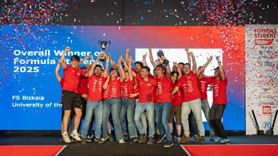 Team Bizkaia celebrating 