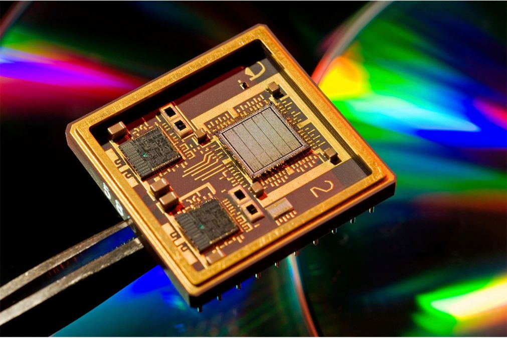Chip image Chip image
